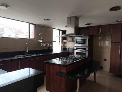 Apartamento de 5 alcobas en venta en Santa Barbara, Bogotá, 352 m² · foto 6 de 20