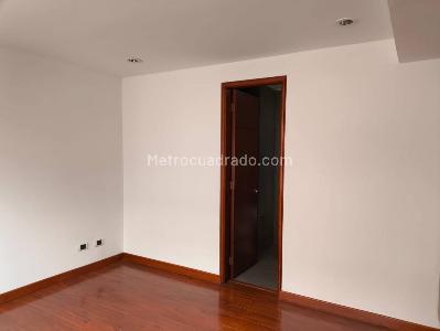 Apartamento de 5 alcobas en venta en Santa Barbara, Bogotá, 352 m² · foto 16 de 20