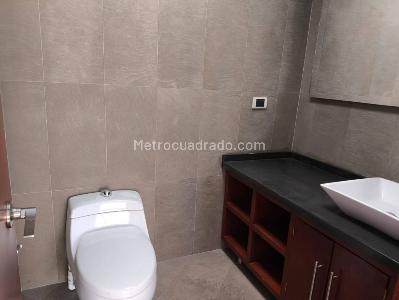 Apartamento de 5 alcobas en venta en Santa Barbara, Bogotá, 352 m² · foto 17 de 20