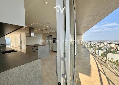 Apartamento de 4 alcobas en venta en Villa Country, Barranquilla, 365 m² · foto 2 de 20