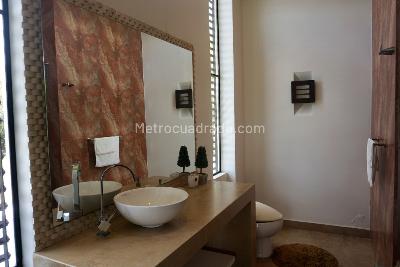 Casa de 5 alcobas en venta en El Peñon, Girardot, 317 m² · foto 20 de 20