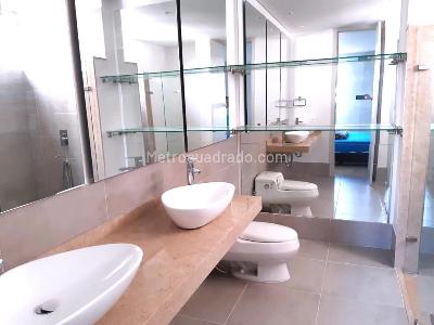 Apartamento de 3 alcobas en venta en Altos De Riomar, Barranquilla, 192 m² · foto 9 de 19