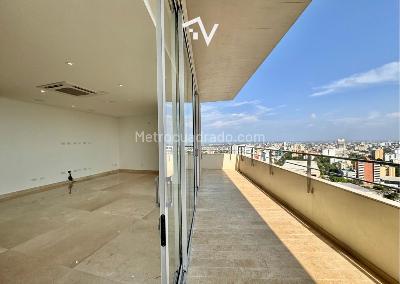 Apartamento de 3 alcobas en venta en Villa Country, Barranquilla, 206 m² · foto 2 de 20