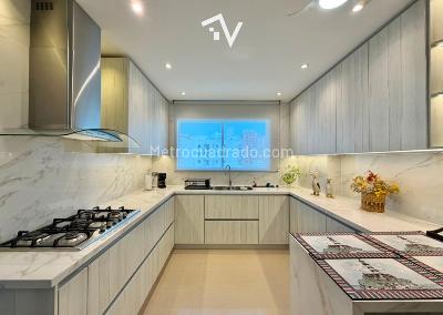 Apartamento de 3 alcobas en venta en Altos De Riomar, Barranquilla, 231 m² · foto 15 de 20