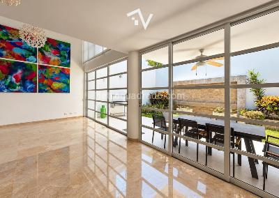 Casa de 4 alcobas en venta en La Castellana, Barranquilla, 296 m² · foto 2 de 20