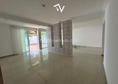 Casa de 3 alcobas en venta en La Castellana, Barranquilla, 244 m² · foto 2 de 20