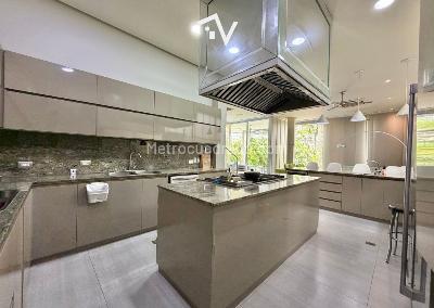 Casa de 5 alcobas en venta en El Poblado, Barranquilla, 990 m² · foto 9 de 20