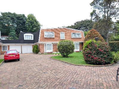 Casa de 5 alcobas en venta en Sotileza, Bogotá, 337 m² · foto 2 de 20