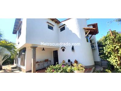 Casa de 4 alcobas en venta en Pachocolo, Santa Marta, 280 m² · foto 2 de 20