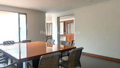 Casa de 4 alcobas en venta en Polo Club, Bogotá, 315 m² · foto 2 de 20