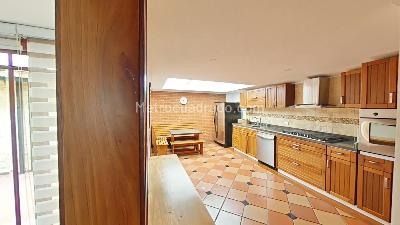 Casa de 4 alcobas en venta en Colina Campestre, Bogotá, 296 m² · foto 8 de 20