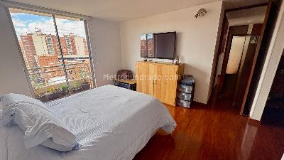 Apartamento de 3 alcobas en venta en Colina Mazuren, Bogotá, 111 m² · foto 11 de 19