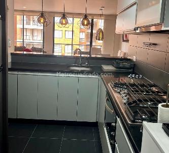 Apartamento de 3 alcobas en venta en Colina Mazuren, Bogotá, 98 m² · foto 9 de 20