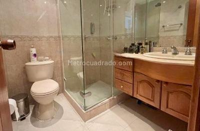 Apartamento de 2 alcobas en venta en Unicentro, Bogotá, 120 m² · foto 14 de 17