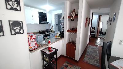 Apartamento de 3 alcobas en venta en Colina Mazuren, Bogotá, 92 m² · foto 3 de 20