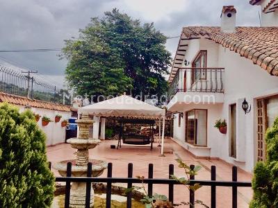 Casa de 5 alcobas en venta en San Jose De Bavaria, Bogotá, 370 m² · foto 12 de 12