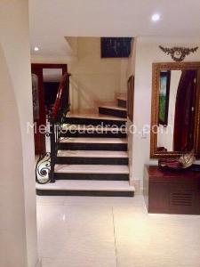 Casa de 5 alcobas en venta en San Jose De Bavaria, Bogotá, 370 m² · foto 8 de 12
