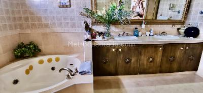 Casa en venta en San Jose De Bavaria, Bogotá · foto 19 de 20