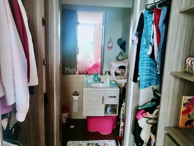 Apartamento de 3 alcobas en venta en El Vergel, Ibagué, 219 m² · foto 11 de 18