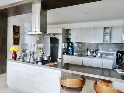 Apartamento de 3 alcobas en venta en El Vergel, Ibagué, 219 m² · foto 6 de 18