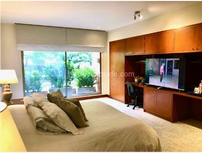 Apartamento de 3 alcobas en venta en Chico Reservado, Bogotá, 273 m² · foto 10 de 20