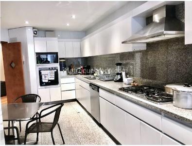 Apartamento de 3 alcobas en venta en Chico Reservado, Bogotá, 273 m² · foto 7 de 20