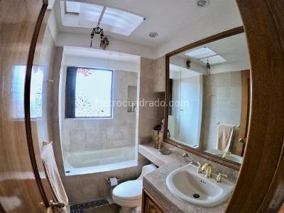 Casa de 5 alcobas en venta en Bosque Medina, Bogotá, 468 m² · foto 11 de 14