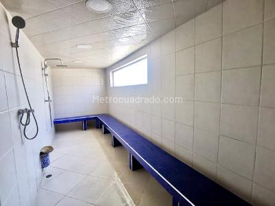 Apartamento de 1 alcoba en venta en Chico Norte Iii Sector, Bogotá, 50 m² · foto 13 de 18