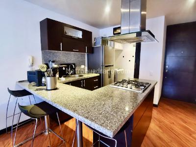 Apartamento de 1 alcoba en venta en Chico Norte Iii Sector, Bogotá, 50 m² · foto 2 de 18