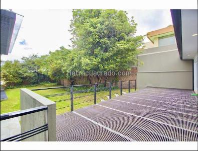 Casa de 5 alcobas en venta en Santa, Bogotá, 655 m² · foto 2 de 20