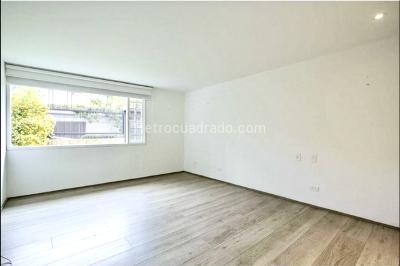 Casa de 5 alcobas en venta en Santa, Bogotá, 655 m² · foto 18 de 20