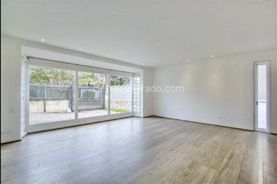 Casa de 5 alcobas en venta en Santa, Bogotá, 655 m² · foto 3 de 20