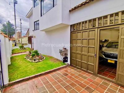 Casa de 4 alcobas en venta en Malibu Batan, Bogotá, 220 m² · foto 19 de 20