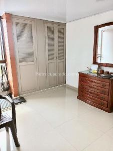 Apartamento de 4 alcobas en venta en Parrales, Ibagué, 85 m² · foto 6 de 10