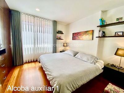 Apartamento de 3 alcobas en venta en Chico Norte Ii Sector, Bogotá, 181 m² · foto 7 de 13
