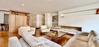 Apartamento de 3 alcobas en venta en Santa Barbara Occidental Santa Barbara, Bogotá, 204 m² · foto 2 de 20