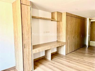 Apartamento de 1 alcoba en venta en Santa Barbara Occidental Santa Barbara, Bogotá, 43 m² · foto 5 de 7