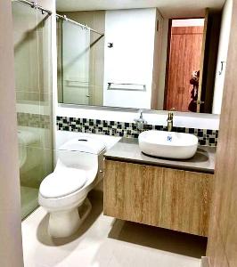 Apartamento de 1 alcoba en venta en Santa Barbara Occidental Santa Barbara, Bogotá, 43 m² · foto 6 de 7