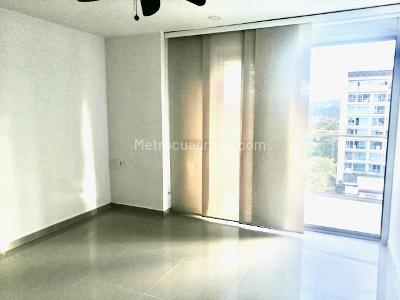 Apartamento de 3 alcobas en venta en Altos De La Carolina, Ibagué, 130 m² · foto 12 de 20
