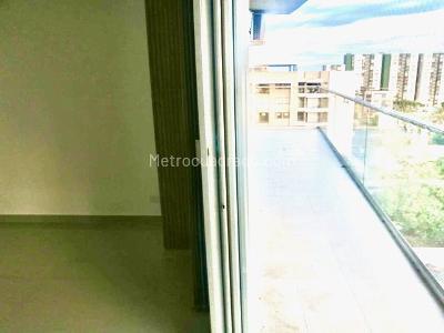 Apartamento de 3 alcobas en venta en Altos De La Carolina, Ibagué, 130 m² · foto 13 de 20
