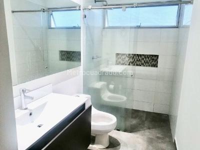 Apartamento de 3 alcobas en venta en Altos De La Carolina, Ibagué, 130 m² · foto 15 de 20