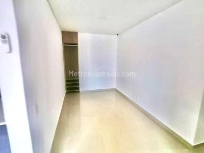 Apartamento de 3 alcobas en venta en Altos De La Carolina, Ibagué, 130 m² · foto 6 de 20
