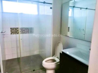 Apartamento de 3 alcobas en venta en Altos De La Carolina, Ibagué, 130 m² · foto 9 de 20