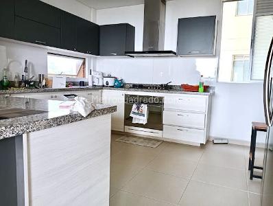 Apartamento de 3 alcobas en venta en Balsos Del Vergel, Ibagué, 140 m² · foto 9 de 20