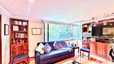 Apartamento de 3 alcobas en venta en Los Rosales, Bogotá, 206 m² · foto 4 de 20