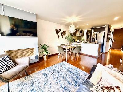 Apartamento de 2 alcobas en venta en Santa Barbara Occidental, Bogotá, 82 m² · foto 6 de 18