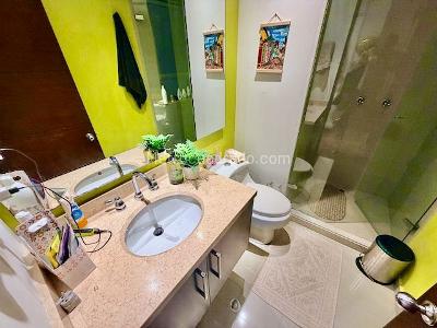 Apartamento de 2 alcobas en venta en Santa Barbara Occidental, Bogotá, 82 m² · foto 9 de 18