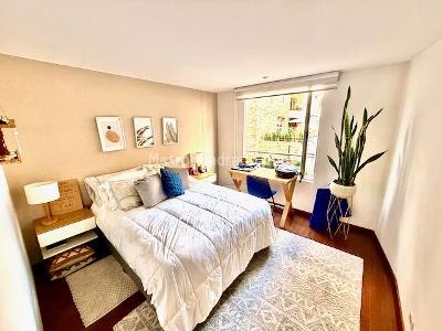 Apartamento de 2 alcobas en venta en Santa Barbara Occidental, Bogotá, 82 m² · foto 10 de 18