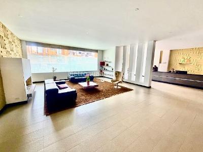 Apartamento de 2 alcobas en venta en Santa Barbara Occidental, Bogotá, 82 m² · foto 16 de 18