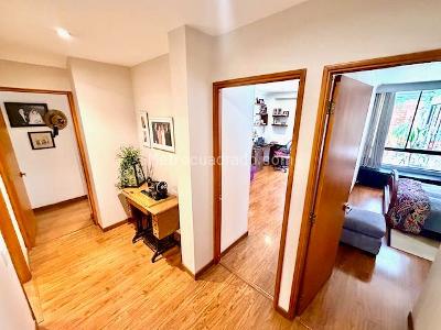 Apartamento de 3 alcobas en venta en Chico Navarra, Bogotá, 168 m² · foto 11 de 20